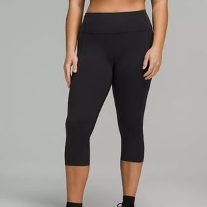 Fast and Free Reflective High-Rise Crop 19"